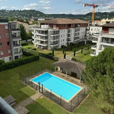 Et Piscine Dans Daire Agen